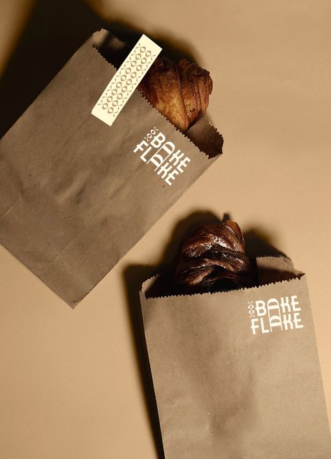 Aesthetic Pastry, Bakery Branding Design, Pastry Packaging, Bakery Packaging Design, Bread Packaging, Poster Coffee, Baking Packaging, Bakery Branding, Dessert Packaging