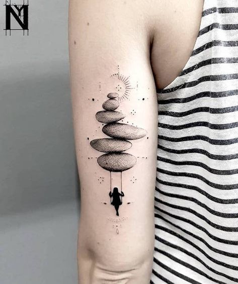 Tattoo Balance, Libra Tattoos, Balance Tattoo, Astrology Tattoo, Hourglass Tattoo, Libra Tattoo, Tattoo Schrift, Zodiac Tattoos, Shoulder Tattoos For Women