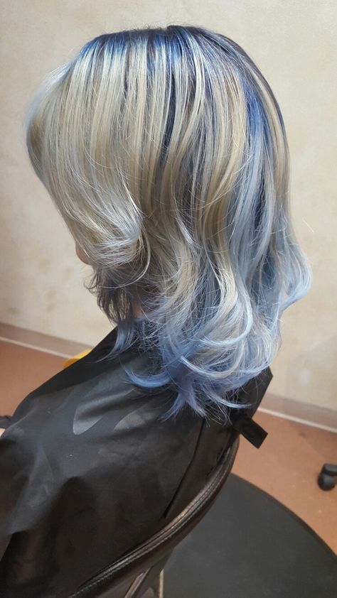 Midnight Blue And Blonde Hair, Blue Hair Ombre Blonde, Blue With Blonde Highlights, Dark Blue And Platinum Hair, Platinum Blue Hair Silver, Blue And Silver Hair Ombre, Platinum Blonde With Blue Highlights, Platinum Blonde Hair With Blue Tips, Blue And Blonde Hair Aesthetic