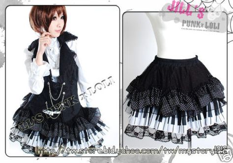 Piano skirt <3 Piano Skirt Outfit, Piano Outfit, Piano Clothes, Piano Skirt, Music Inspired Fashion, Cute Kawaii Outfits, Art Outfit, How To Make Skirt, Piano Keys