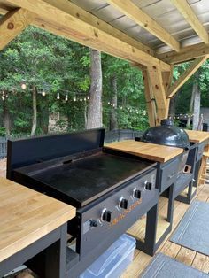 Cooking Station, Outdoor Kitchen Design Layout Grill Area, Outdoor Kitchen Design Modern, Outdoor Grill Station, Outdoor Kitchen Plans, Build Outdoor Kitchen, Kitchen Design Diy, Outdoor Bbq Kitchen, Farmhouse Outdoor