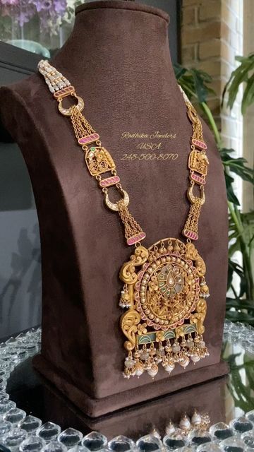 Radhika Jewelers USA on Instagram: "Designer Jewelery made available to you at our upcoming shows !" Radhika Jewellers Usa, Radhika Jewellers, Designer Jewelery, Jewellery Sketches, Gold Fashion Necklace, Gold Fashion, Gold Jewelry, Design Ideas, Gold Necklace