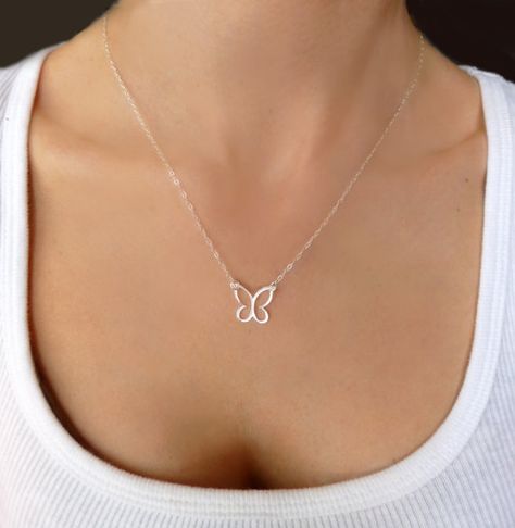 Silver Butterfly Necklace, Baguette Diamond Necklace, Butterfly Necklace Gold, Delicate Gold Necklace, Turquoise Jewelry Native American, Necklace For Girlfriend, Gold Charm Necklace, Summer Necklace, Silver Butterfly