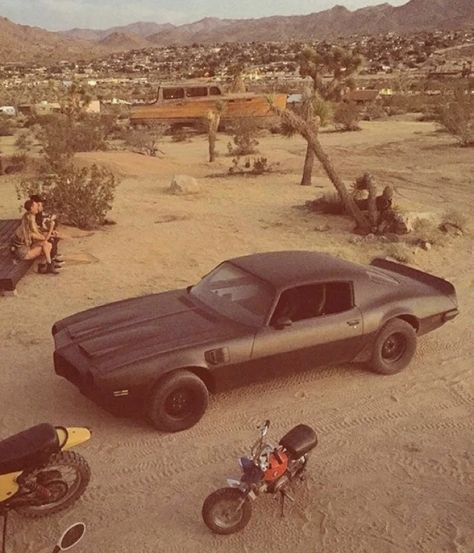 70s Biker, Firebird Formula, Dubai Desert Safari, Desert Safari, Dubai Desert, Custom Muscle Cars, 1957 Chevrolet, Pretty Cars, Pontiac Firebird