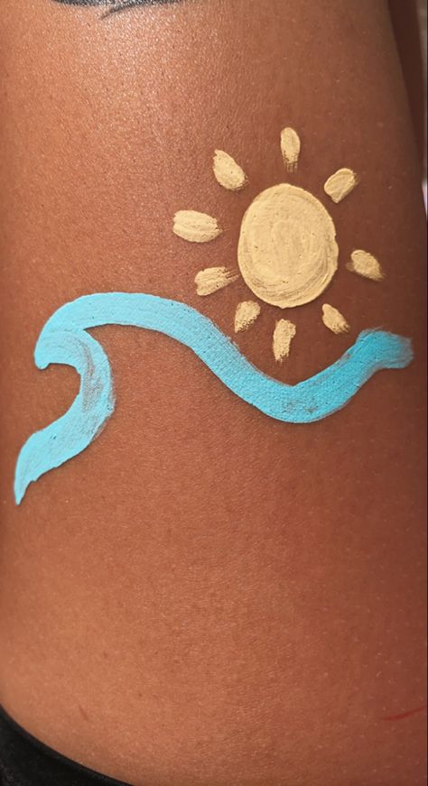 Body Art Ideas Painting, Things To Paint On Legs Easy, Cute Things To Paint On Your Leg, Face Paint Inspiration, Preppy Face Paint Ideas, Easy Summer Things To Paint, Cute Beachy Paintings Easy, Paint On Legs Ideas, Leg Painting Summer