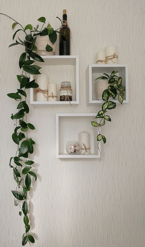 Floating shelves stand Wall Boxes Decor Ideas Living Room, Shelf Organizer Ideas, Fall Room Decor Diy, Shelf Decor Bedroom, Fall Room Decor, Shelf Decor Living Room, Easy Room Decor, Organizer Ideas, Shelf Organizer