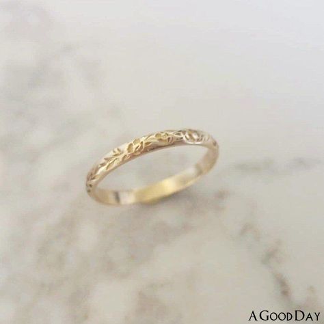 Unique Gold Wedding Rings, Floral Wedding Band, Flower Wedding Band, Floral Wedding Bands, 14k Gold Wedding Ring, Wedding Band Vintage, Vintage Wedding Band, Floral Ring, Gold Wedding Ring