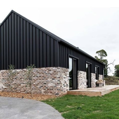 Stratco Sheds, Shed Exterior Ideas, Roof Cladding, Industrial Sheds, Standing Seam Roof, Farm Shed, Building A Garage, Recycled Brick, Contemporary Barn