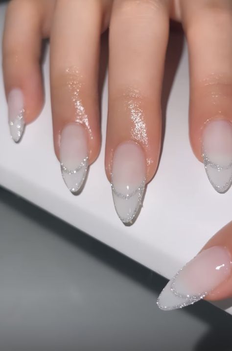 Almond Party Nails, Almond Nails White Glitter, Nye Nail Ideas Almond, Short Nye Nails, Nye Nails Coffin, Simple Nye Nails, January Nail Inspo 2024, Acrylic Nails 2024, Old Money Nails Ideas Almond