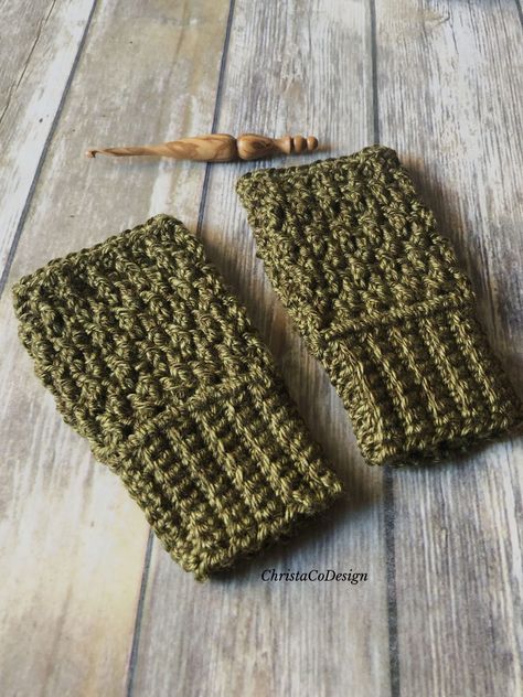 Crochet Fingerless Gloves Free Pattern, Crochet Hand Warmers, Crochet Mitts, Crochet Wrist Warmers, One Skein Crochet, Fingerless Gloves Crochet Pattern, Glove Pattern, Crochet Gloves Pattern, Gloves Pattern