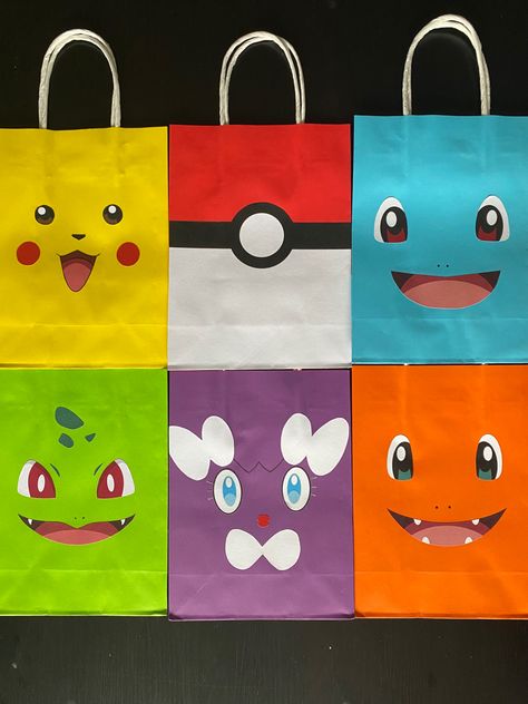 Pokemon Goodie Bags Ideas, Pokemon Goodie Bags, Pokemon Party Bags, Birthday Pikachu, Pokemon Themed Party, Pikachu Cake, Pokemon Diy, Birthday Party At Home, Baby Storage