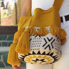 Sling Bag Crochet, Wayuu Bags Pattern, Crochet Sling Bag, Mochila Crochet, Handbags Patterns, Crochet Purse Pattern Free, Mochila Bag, Bag Pattern Free, Tapestry Bag