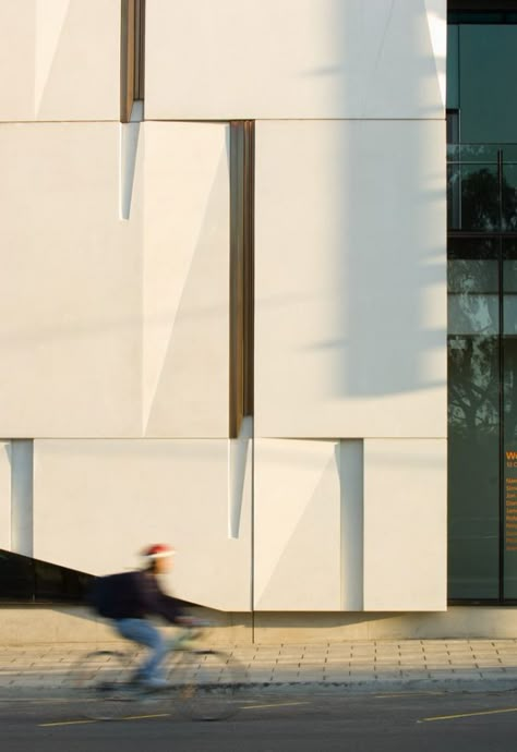 john wardle architects hawke building copper inlay on facade to drip verdigree onto white concrete4 Apartment Exterior Design, Ramps Architecture, John Wardle, Precast Concrete Panels, Facade Pattern, Apartment Exterior, Facade Panel, Facade Material, Concrete Facade