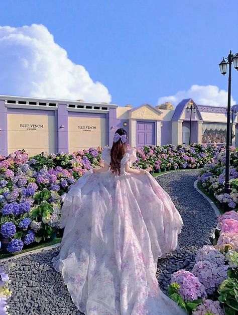 Princess Dress Aesthetic, Cute Long Sleeve Dresses, Princess Core, Princess Ball Gowns, Dress Aesthetic, Fairytale Dress, Princess Aesthetic, Purple Aesthetic, Step Moms