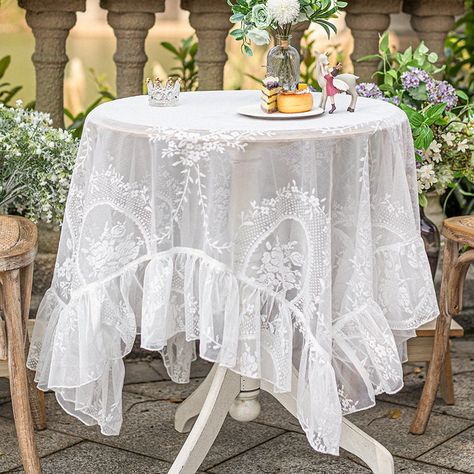 Wedding Table Cloth, Boho Floral Wedding, Floral Wedding Table, Vintage Table Linens, Outdoor Tablecloth, French Flowers, Lace Table Runners, Style Français, Table Skirt