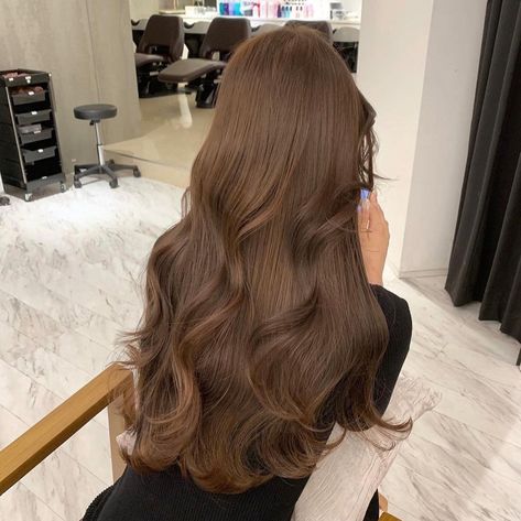 Chestnut Brown Hair, Chestnut Hair, Korean Hair Color, Chestnut Hair Color, Beauty Hair Color, Honey Brown Hair, Brown Hair Looks, Brown Hair Inspo, Long Brown Hair