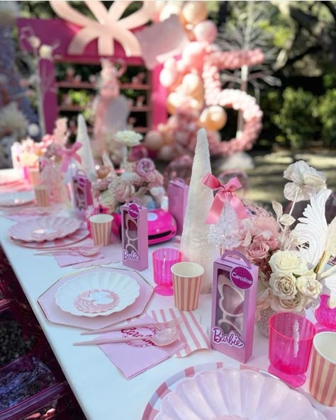 Barbie Afternoon Tea, Barbie Party Tablescape, Pink Food For Barbie Party, Barbie Party Table Setting, Elegant Barbie Party, Boho Barbie Party, Classy Barbie Party, Barbie Party Activity Ideas, Barbie Food Table