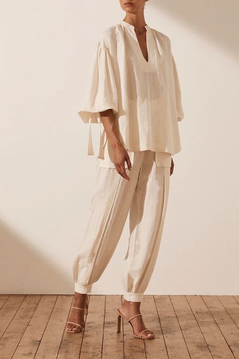 Balloon Sleeve Shirt, Balloon Pants, Shona Joy, Online Tops, Linen Top, Linen Clothes, Balloon Sleeves, Drop Shoulder, Linen Blend