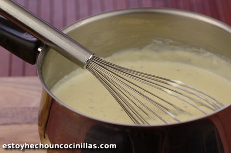 Gruyere Fondue, Best Cheese Fondue, How To Make Cheese Sauce, Caramelized Shallots, Homemade Cheese Sauce, Salsa Bechamel, Sauce Béchamel, Cheese Sauce Recipe, Fondue Recipes