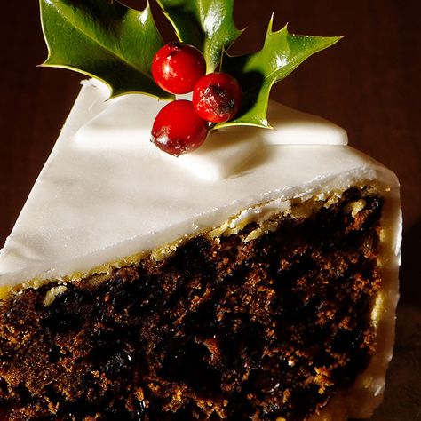 Recipes | Mary Berry Mary Berry Christmas, Mary Berry Recipe, Merry Berry, Fruit Cake Christmas, Christmas Cake Recipes, Fruitcake Recipes, Xmas Cake, Christmas Fruit, British Baking