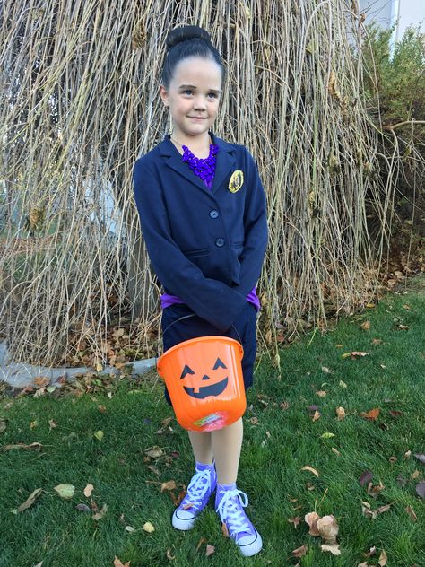 Ms O Costume from Odd Squad Odd Squad Costume, Millie Davis, Ms Teams, Odd Squad, A Halloween Costume, Halloween 2018, Halloween Costumes For Kids, Put Together, Kids Costumes