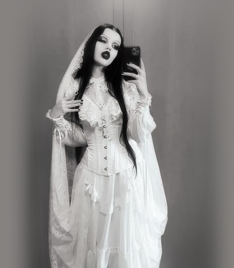 🤍🦇🖤 . . . . . . . . . . . . . . . . . #vampireaesthetic #vampires #vampirestyle #draculaclothing #mavisdracula #goth #gothgirl #gothfashion #gothic #tradgoth #nugoth #gothstyle #vampiregoth #romanticgoth #gothaesthetic #explore #pale #latex #altgirl #alternative #altfashion #altgirls #metalgirl #metalhead #grunge #gothgoth #palegoth #explore #altstyle Gothic Ghost Costume, Black And White Goth Outfit, White Gothic Outfit, White Goth Wedding, Vampire Costume Outfit, Vampire Outfit Halloween, Vampire Outfit Ideas, Forehead Makeup, White Goth Outfit