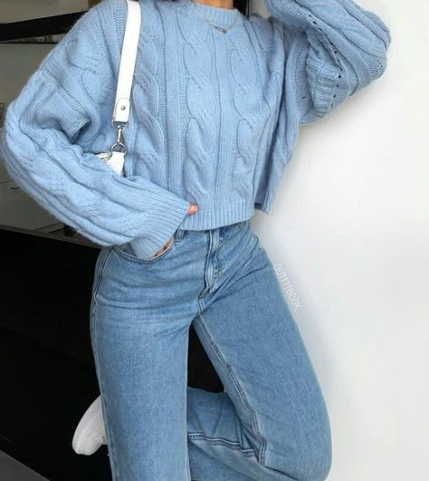 White Shirt Under Sweater, Blue Pullover Outfit, Shirt Under Sweater Outfit, Light Blue Sweater Outfit, Shirt Under Sweater, January Outfit, Cropped Sweater Outfit, Blue Sweater Outfit, Outfits Winter Casual