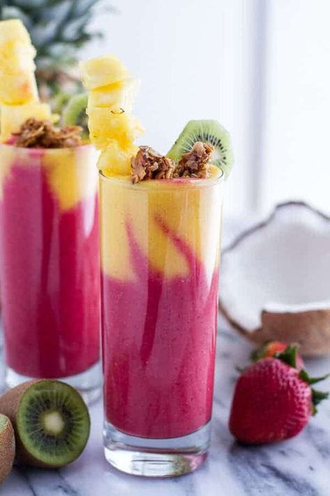 Breakfast Smoothie Recipes, Healthy Breakfast Smoothies, Pineapple Smoothie, Fruit Breakfast, Half Baked Harvest, Mango Smoothie, Healthy Smoothie, Breakfast Smoothies, Banana Smoothie