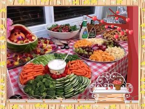 Easy Outdoor Party Food, Outdoor Party Food, Outdoor Party Foods, Backyard Bbq Party, Decorações Com Comidas, Baby Shower Bbq, Party Food Ideas, Veggie Tray, Shower Food