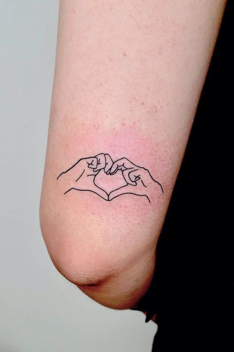 Heart Shaped Hands Tattoo, Heart Shape Tattoo Design, Heart Hand Tattoos For Women, Heart Tatoos Woman Hand, Hand Gesture Tattoo, Heart Emoji Tattoo, Heart Hands Tattoo, Half Heart Tattoo, Matching Heart Tattoos