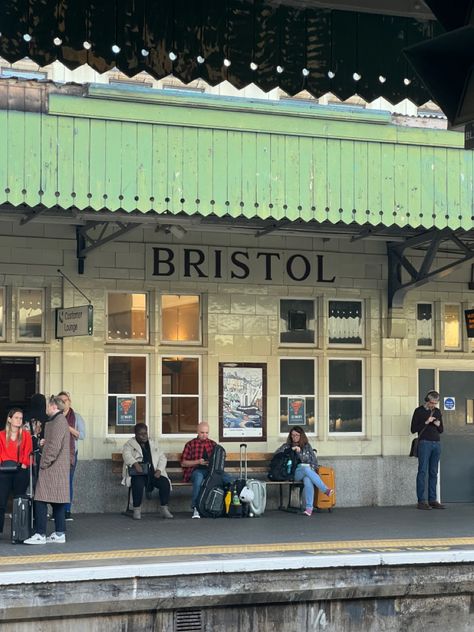 Bristol Aesthetic Fashion, Bristol University Aesthetic, Bristol Aesthetic, Summer In England, European University, University Inspiration, Bristol Fashion, University Of Bristol, 2024 Diary