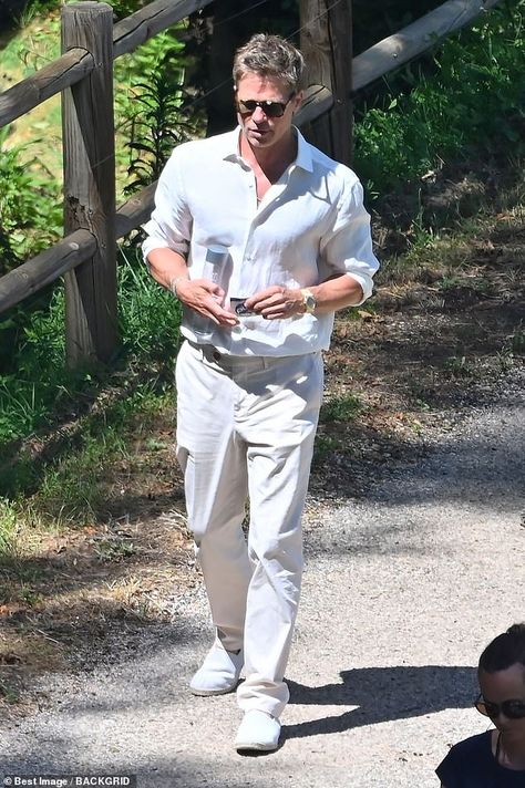 Brad Pitt Fashion, Ralph Lauren Men Outfits, Masc Fits, Collared Shirt Outfits, Brad Pitt Style, Shape Aesthetic, Business Casuals, Creating Outfits, Night Clothes