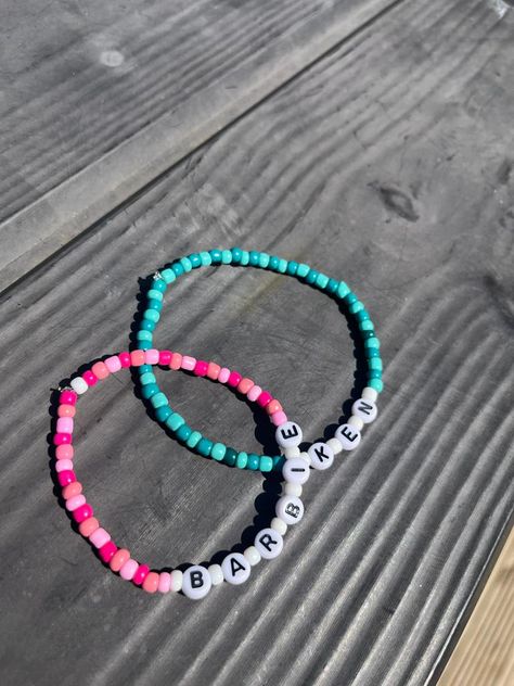 Letter Bracelet Beads, Clay Bead Necklace, Barbie Ken, Word Bracelet, Beaded Jewlery, Clay Bracelet, Diy Bracelets Patterns, Letter Bracelet, Beads Bracelet Design