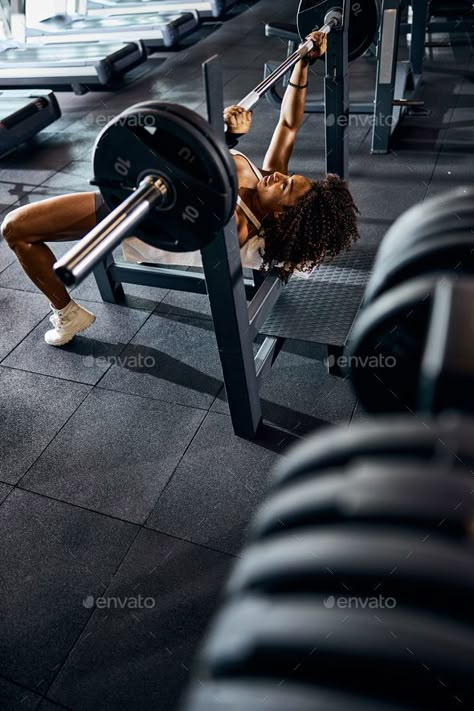 Women Bench Press, Powerlifting Photoshoot, Bench Press Aesthetic, Bench Press Women, 2024 Manifesting, Workout Photoshoot, Bench Press Workout, Gym Photoshoot, Gym Photo