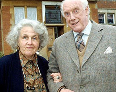 British Comedy Series, Stephanie Cole, British Tv Comedies, British Sitcoms, British Tv Series, British Humor, Vintage Television, Classic Comedies, British Comedy