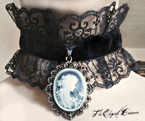 Victorian Goth Choker... Velvet beautiful  gothic lolita lace  black cameo  edwardian  corset  vampire  vampirism Cameo Choker, Edwardian Corsets, Black Cameo, Victorian Cameo, Goth Choker, Jewelry Victorian, Style Steampunk, Victorian Goth, Steampunk Accessories