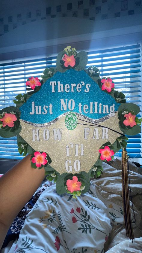 Daisy Graduation Cap, Graduation Cap Ideas Middle School, Moana Parking Spot, Pocahontas Graduation Cap, Soccer Graduation Cap Ideas, Hs Grad Cap Ideas, Graduation Cap Designs Disney Princess, Graduation Cap Designs Moana, Beachy Graduation Cap