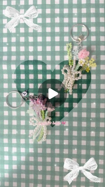 Grasya on Instagram: "a pair of bouquet in full bloom order from a sweet gal for herself and for her bestie! how cute are friendships like this? 🥺🌷🎀 #beadedbouquet #beadedflower #coquette #flowers #keychain" Coquette Flowers, Flowers Keychain, Make A Bouquet, Beaded Bouquet, Beads Keychain, In Full Bloom, Beaded Keychains, Flowers Bouquet, Instagram A