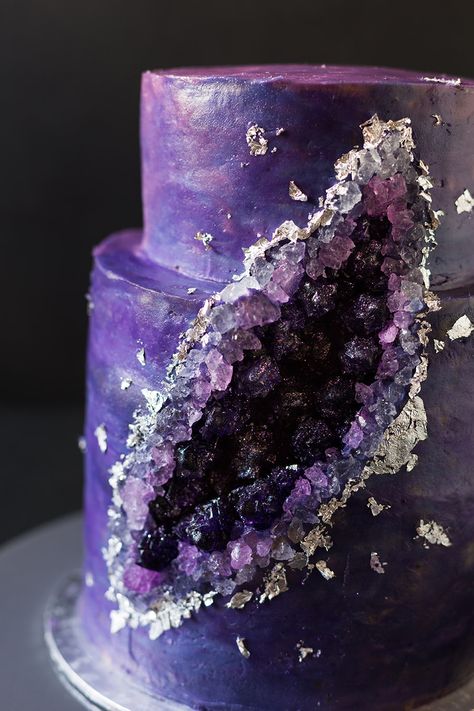 Close up of the purple geode cake with rock candy sugar crystals and silver leaf Birthday Cake Purple, Cake Purple, Galaxy Party, Buckwheat Cake, Purple Cake, Galaxy Cake, Geode Cake, Crystal Cake, Purple Cakes