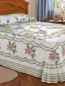 Vintage Bedspread, Vermont Country Store, 1950s Design, Chenille Bedspread, Cotton Bedspread, Traditional Pillows, Vintage Bedroom, Vintage Bed, Quilted Bedspreads