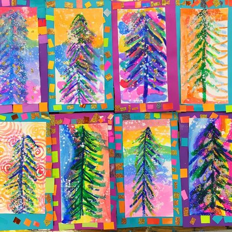 Christmas Art Kids Classroom, Christmas Art First Grade, December Elementary Art Projects, Christmas Preschool Art Projects, Christmas Art Elementary School, Christmas Art Grade 1, Winter Tree Art For Kids, Collaborative Christmas Art Projects, Christmas Art Elementary