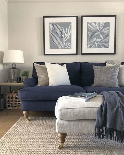 Pinterest @ruteavm Blue Sofa Living, Blue Sofas Living Room, Navy Sofa, Winter Living Room, Furnitur Ruang Keluarga, Blue Couch, Living Room Sofa Set, Cosy Living, Set Sofa