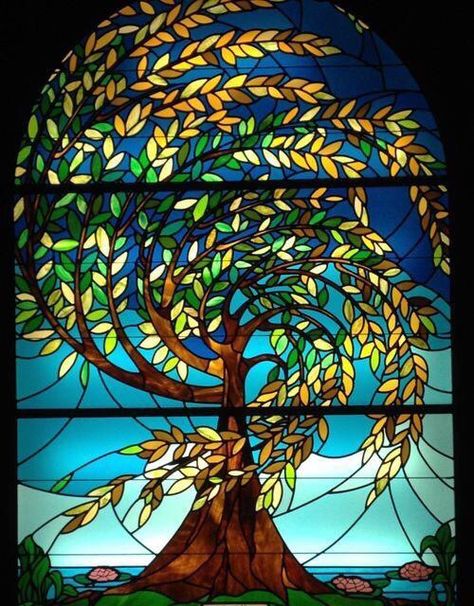 Stained glass tree Glass Art Work Ideas, Beautiful Stained Glass Art, Contemporary Stained Glass Windows, Stained Glass Window Art, Stained Glass Tree, Climbing Trees, 3d Tree, زجاج ملون, Mosaic Stained