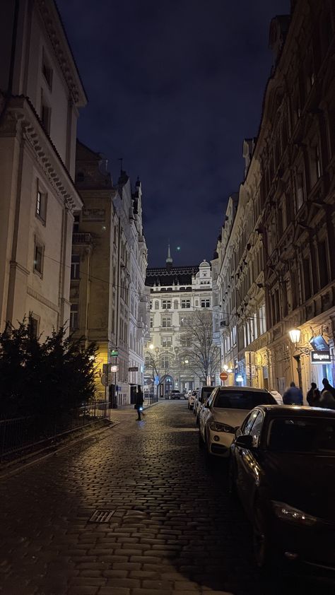 Prague At Night, Prague Pictures Ideas, Parker Core, Streets Aesthetic, Sedlec Ossuary, Prague City, Night Walks, Dream Trip, Prague Czech Republic