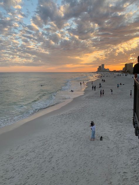 Gulf Shores Aesthetic, Gulf Shores Alabama Aesthetic, Alabama Gulf Shores, Gulf Shores Alabama Beach, Gulf Shores Beach, Alabama Beaches, Orange Beach Alabama, Gulf Shores Alabama, Vacation Goals