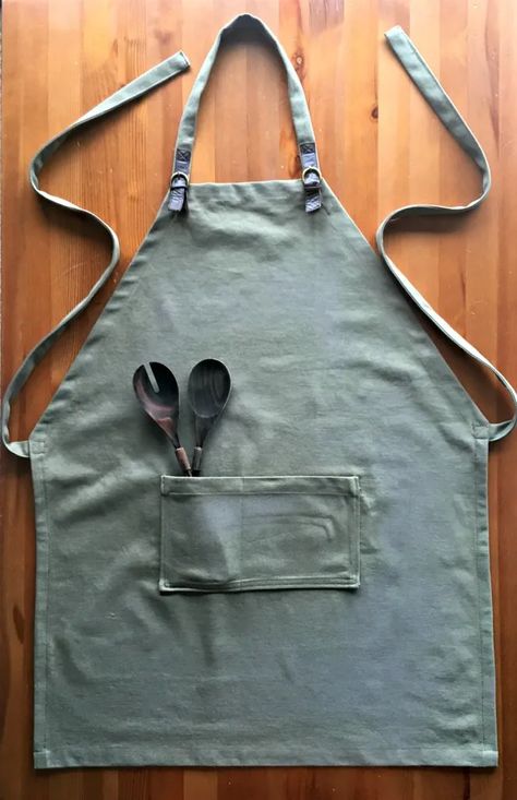 Men's Apron Sewing Tutorial Men’s Cooking Aprons, Bbq Aprons For Men, Sew An Apron, Mens Cooking Apron, Free Apron Pattern, Mens Apron, Men's Apron, Apron Pattern Free, Apron Tutorial