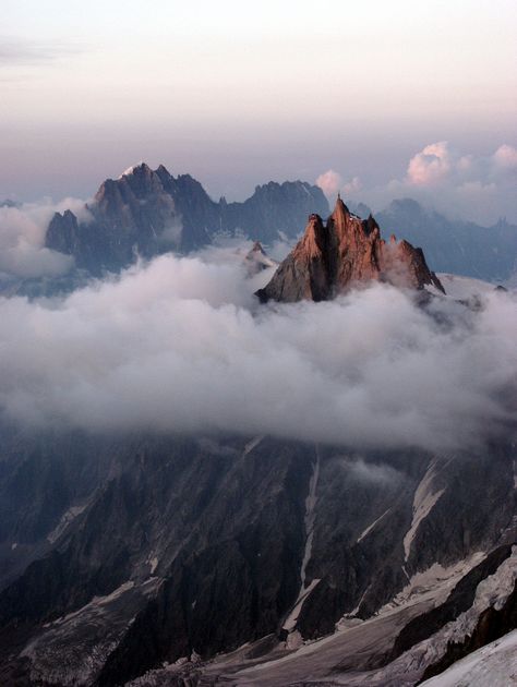 Clouds on the Aiguille du midi, French Alps. Chamonix Mont Blanc, Majestic Mountains, Have Inspiration, French Alps, Mountain Top, Daily Art, Belle Photo, Beautiful World, Beautiful Landscapes