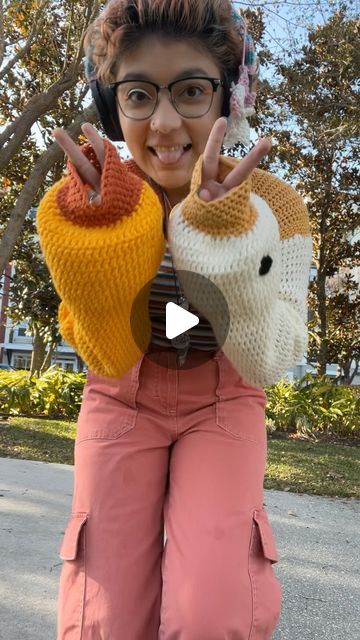 Ody Crochets on Instagram: "Introducing my silly little Goose and Duck sleeves!! They were inspired by @crochessiecarl ‘s cute goose sleeves!  Hope you enjoy!  Tags: #crochet #handmade #sillycrochet #silly #crochetsleeves #crochetduck #crochetgoose #sillygoose #sillyduck" Duck Crochet Sweater, Silly Crochet Patterns, Silly Crochet, Goose Crochet, Crochet Goose, Cute Goose, Duck Crochet, Crochet Duck, Shrug Pattern