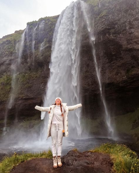 Waterfalls of Iceland❄️🔥🍃 Here are my top three favorite southern waterfalls in Iceland (including a secret one!)👇🏼 ✨ Of all the famous waterfalls in Iceland, Seljalandsfoss is nicknamed ‘The Beauty’. The reason is bc it is considered to be the most beautiful waterfall in Iceland! This is the first of some Iceland South Coast waterfalls you’ll find along Iceland’s Ring Road💦 ✨Skogafoss waterfall: Located in South Iceland, between Reykjavík and Vik. It is one of Iceland’s largest waterfalls... Iceland Seljalandsfoss, Iceland Skogafoss, Skogafoss Iceland, Waterfalls In Iceland, Vik Iceland, Skogafoss Waterfall, Thingvellir National Park, Famous Waterfalls, South Iceland