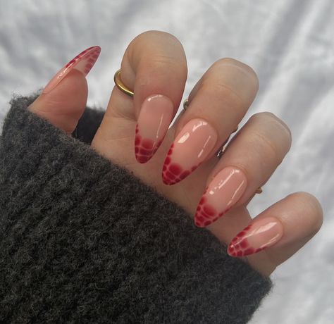 Blooming Gel Nail Art French Tip, French Tip Blooming Gel, Blooming French Nails, Blooming Gel French Tip Nails, Blooming Effect Nails, Nail Inspo Blooming Gel, Red Blooming Gel Nails, Blooming Gel French Tip, Red Croc Nails